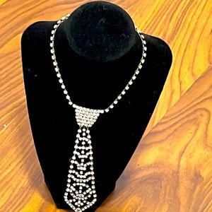 Fashion Rhinestones Necklace in Bow Tie Design.